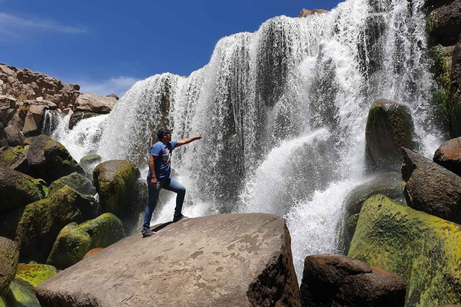 Día de Aventura en Arequipa: Catarata de Pillones + Bosque de Rocas
