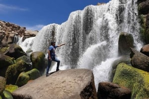 Dia de aventura em Arequipa: Cascata de Pillones + Bosque de Rochas