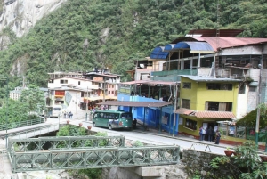 Aguas Calientes: Bus Transfer to Machu Picchu Citadel