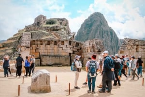 Aguas Calientes: Machu Picchu-billet, bus og privat guide
