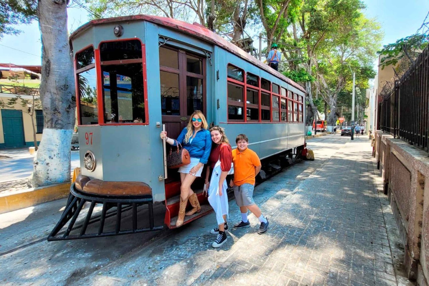 Lima: City Tour, All-Inclusive with Airport Pickup