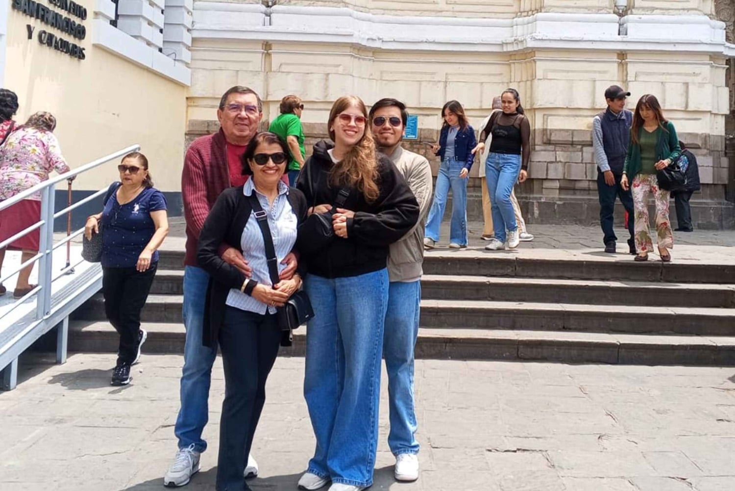 Lima Antigua a Pie desde Plaza San Martín al Convento San Francisco