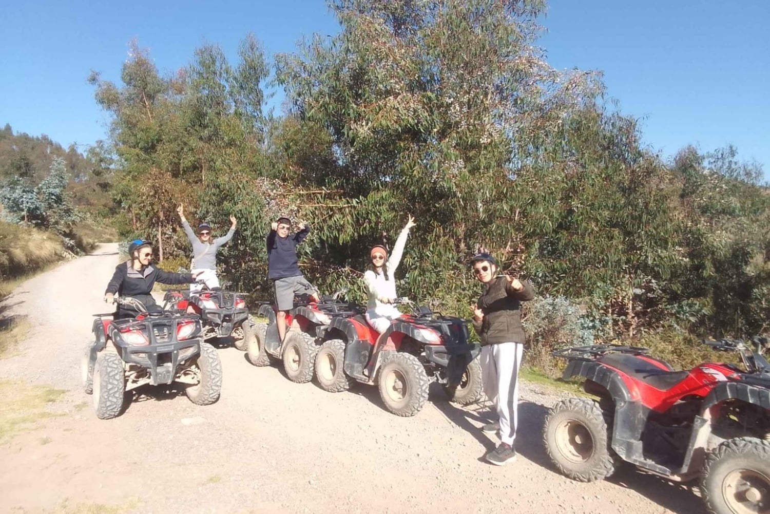 アプクナク・ティアナンへの4輪バイクプライベートツアー
