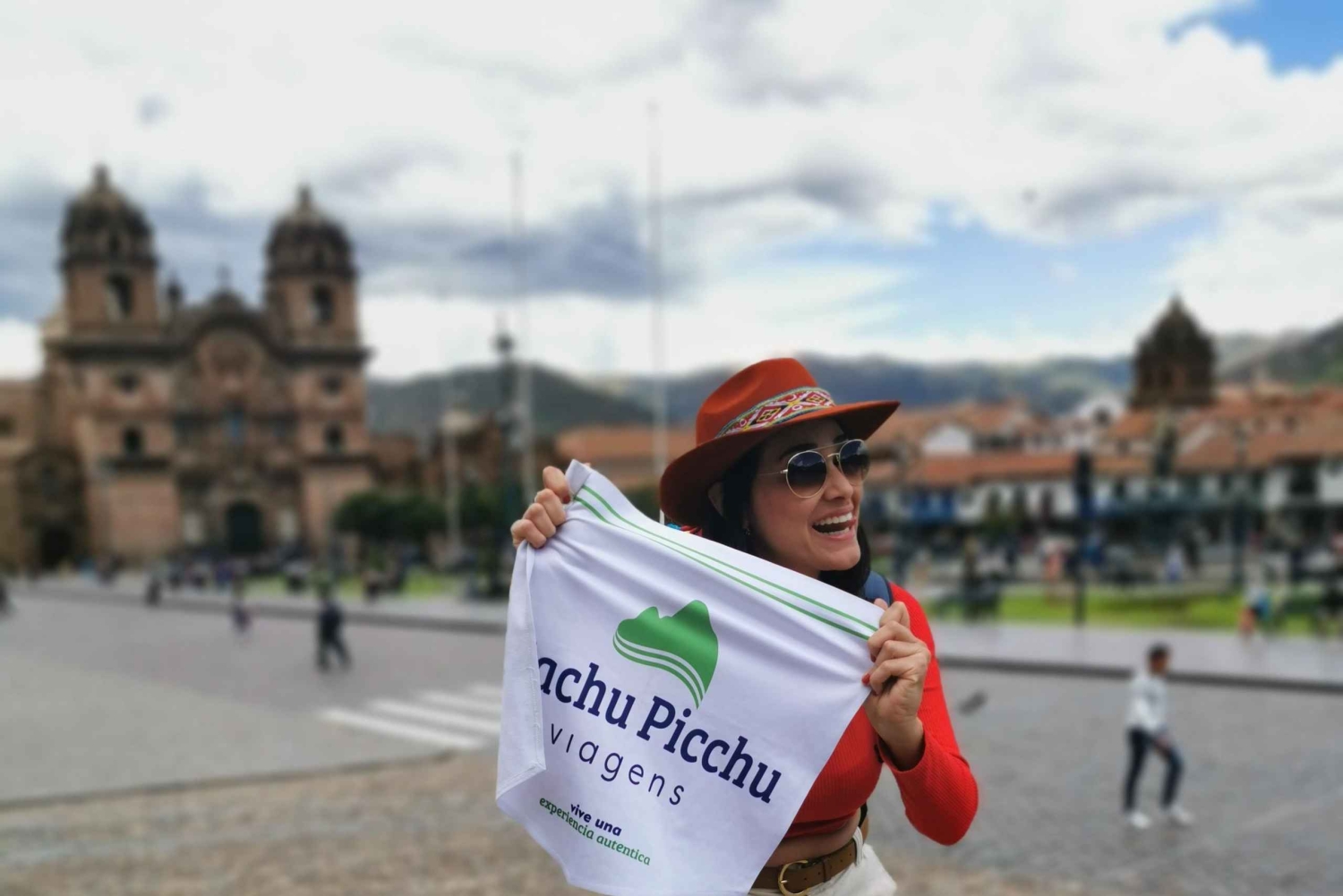 Archaeological City Tour in Cusco in Portuguese Half-Day Tour