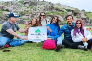 Archaeological City Tour in Cusco in Portuguese Half-Day Tour