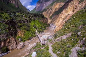 Arequipa: 2-Day Colca Canyon Trekking Tour