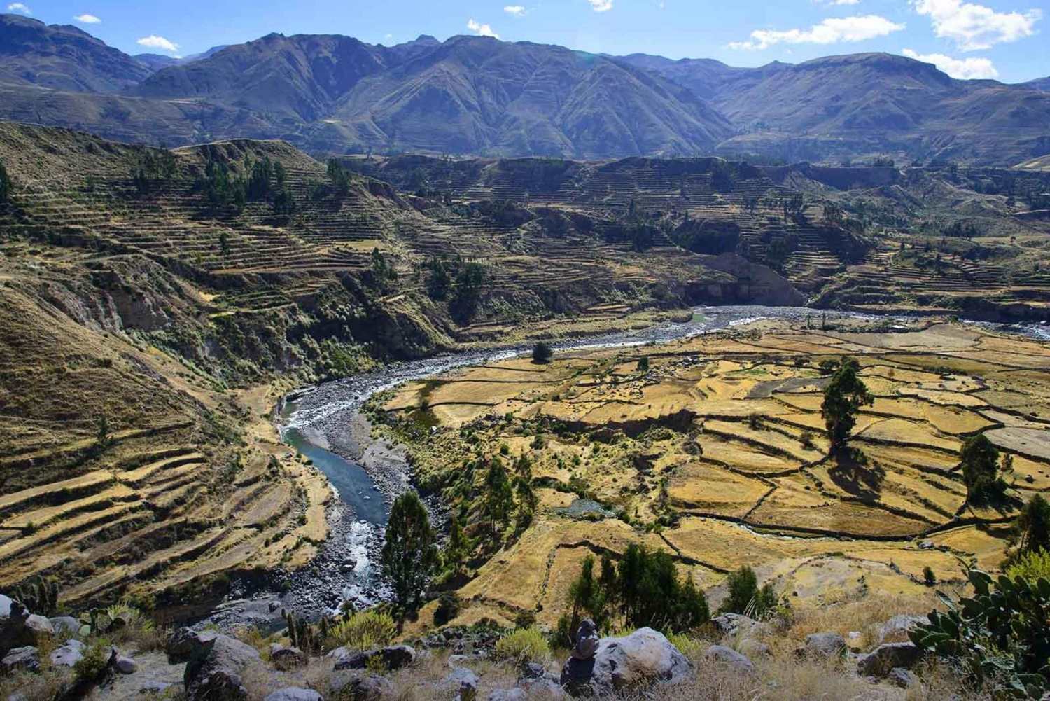 Arequipa: senderismo 2 días. con visita a la catarata de Huaruro y Llahuar