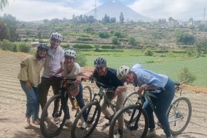 VISITE DE LA VILLE D'AREQUIPA À VÉLO