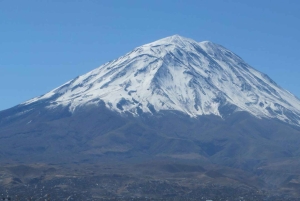 アレキパ：チャチャニ 2 日間 :| 昼食 - キャンプ |