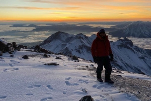 Arequipa: Chachani Volcano Guided Trek with Meals-two days