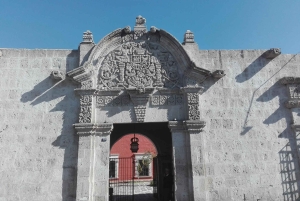 Arequipa: City Tour and a visit to the Monastery of Santa Catalina