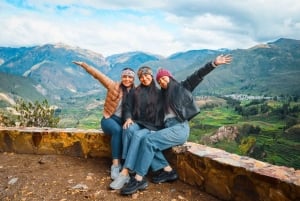 Arequipa: Colca Canyon Photo Tour with Condors & Springs