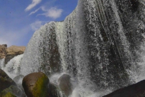 Arequipa : excursion d'une journée à la cascade de Pillones et à la forêt de pierre