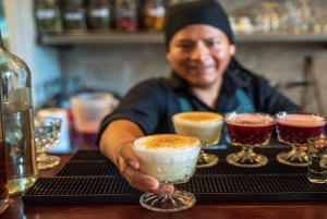 アレキパ：ピロネスの滝と市内プライベートウォーキングツアーをご案内いたします