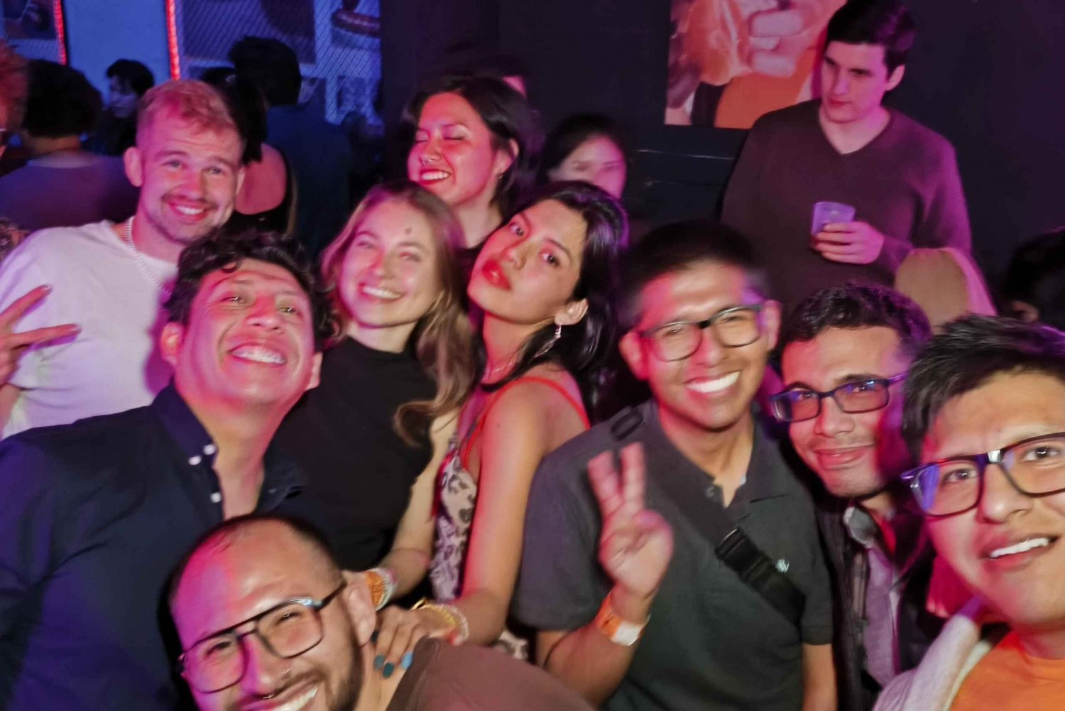 Arequipa: Pub Crawl with Skip-The-Line Access and Drinks