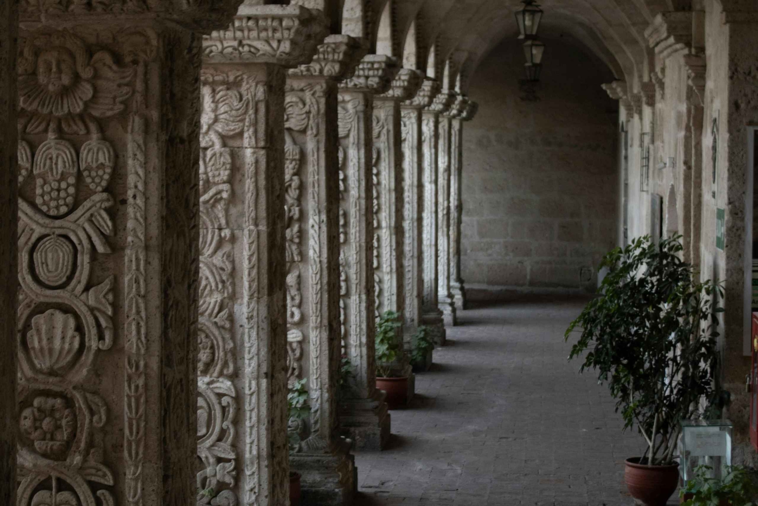 Arequipa: Walk through the Historic Center of the City