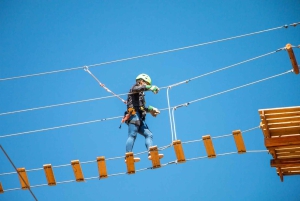 Przejażdżka pojazdem ATV i zjazd tyrolką w Świętej Dolinie