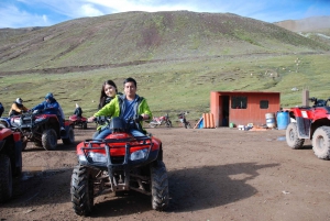 ATV-tur i Rainbow Mountain og Red Valley med mat