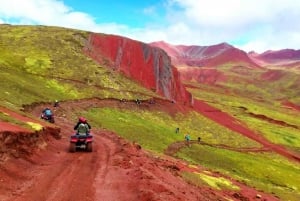 ATV-tur i Rainbow Mountain og Red Valley med mat