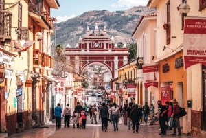 Ayacucho: Koloniala tempel | Altartavlor och arkitektur | Koloniala tempel | Altartavlor och arkitektur