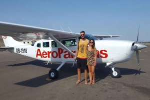 Ballestas-Huacachina oase og overflyvning i Nasca fra Lima