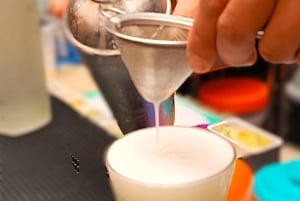 Tour gastronomico a piedi di Barranco con bevanda calda alla quinoa