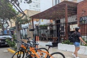 Passeio de bicicleta Miraflores Barranco Huaca Pucllana