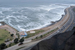 Passeio de bicicleta Miraflores Barranco Huaca Pucllana