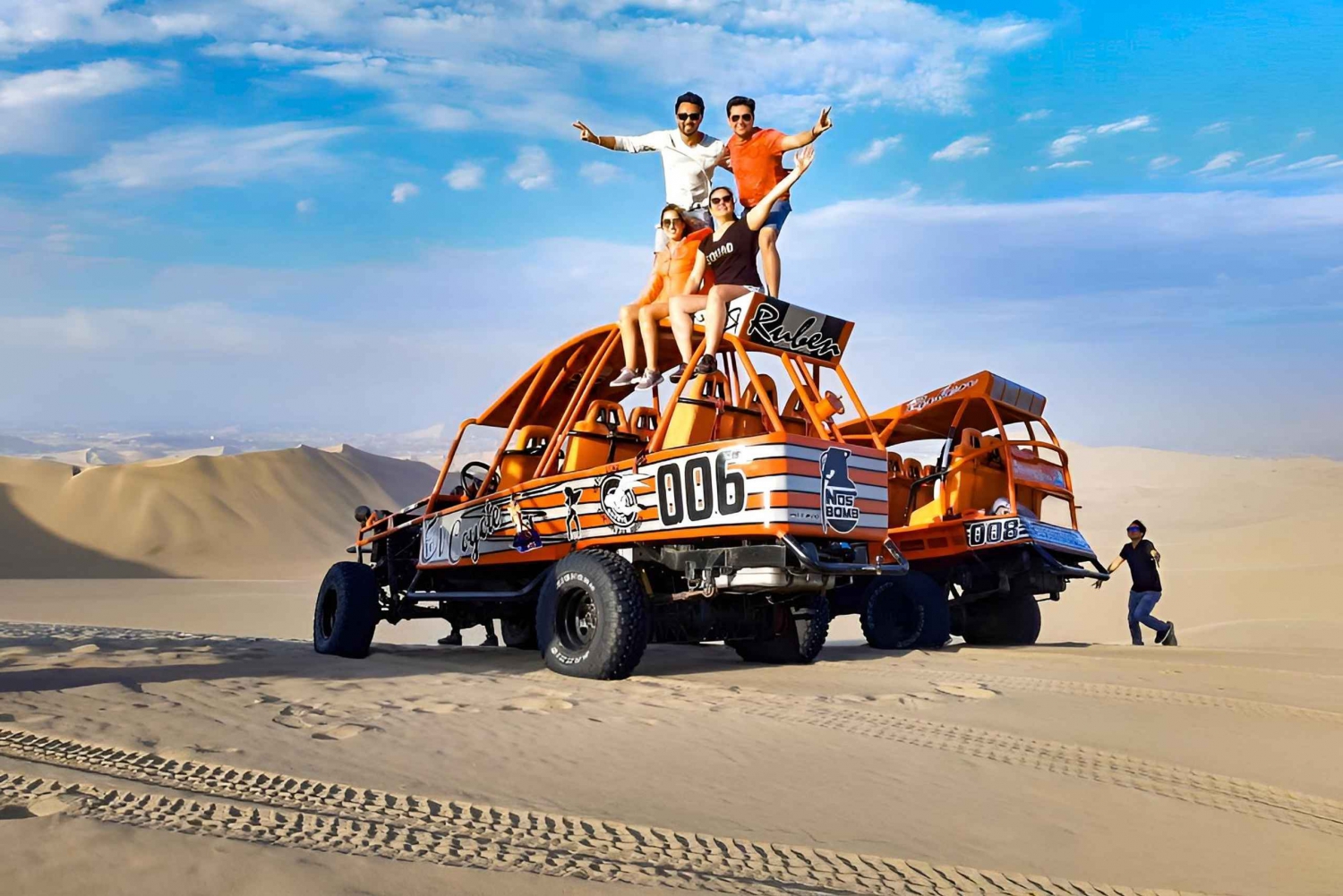 Buggy Tour and Sandboarding in Huacachina
