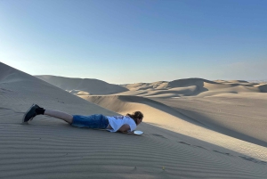 Buggy-tur i Huacachina-ørkenen, solnedgang og sandboarding