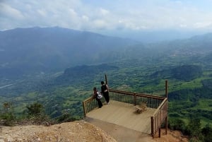 Excursão ao Cerro Tusa: Caminhe pela pirâmide natural mais alta - ida e volta