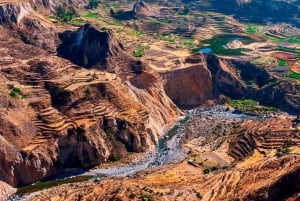 Ab Arequipa: 2-tägige Colca Canyon Trekking Tour