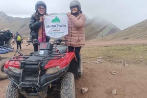 Ausflug zum farbenfrohen Berg mit dem Quad – Führung auf Portugiesisch