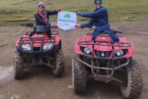 ATV四輪バイクで行くカラフルな山のツアー - ポルトガル語ガイド付き