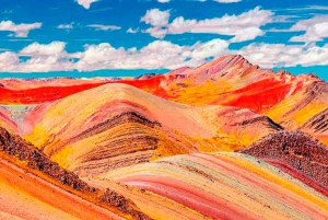 Colorful mountain tour Palcoyo | Cusco