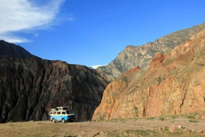 Cotahuasi: 2-Day Canyon Tour with Hot Springs & Waterfall