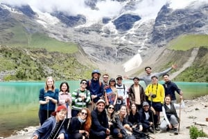 Cusco: 2-Day Humantay Lake and Machu Picchu Tour