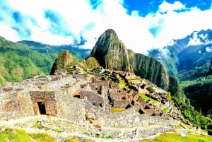 Cusco: 2-Day Inca Trail Tour to Machu Picchu in Small Groups