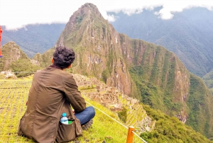 Cusco: Trekking di 4 giorni a Lares per Machu Picchu con treno panoramico