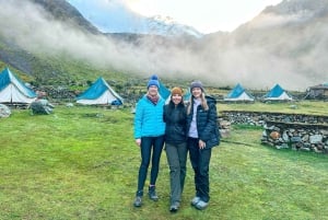 Cusco: 4-dages Salkantay Trek til Machu Picchu, panoramatog