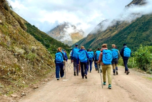 Cusco: 5-Day Salkantay Trek to Machu Picchu with Tickets