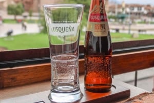 Cusco: Andyjski pokaz folklorystyczny z kolacją w Tunupa Plaza de Armas