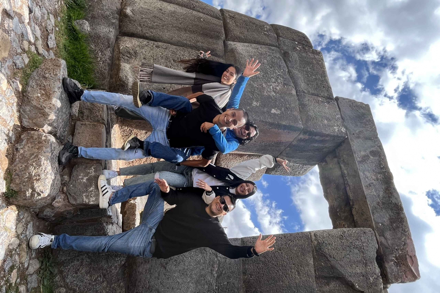 Cusco: Archeological Sites Tour and Forest Photo Experience