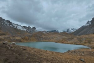 Cusco: Heldagsfottur til de syv innsjøene i Ausangate – måltider og billetter