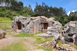 CUSCO: Wandeltocht door Incatempels en voorouders