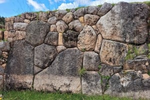 CUSCO: Wandeltocht door Incatempels en voorouders