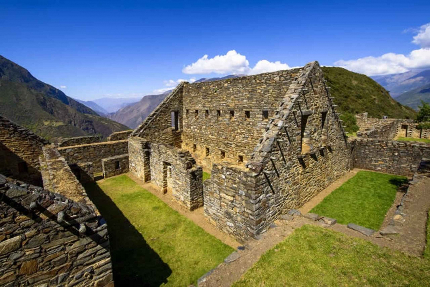Cusco: Choquequirao unohdettu inkakaupunki, 5D - Hytit