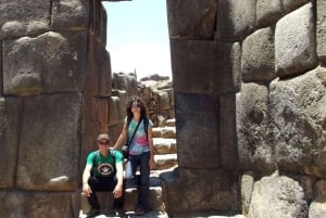 クスコ：市内観光 | 4 つの遺跡を巡る半日ツアー