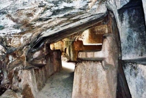 In Cusco: Saqsaywaman, Qenqo, Pukapukara, Tambomachay.