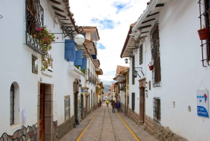 Cusco Cultural walk with a focus on art